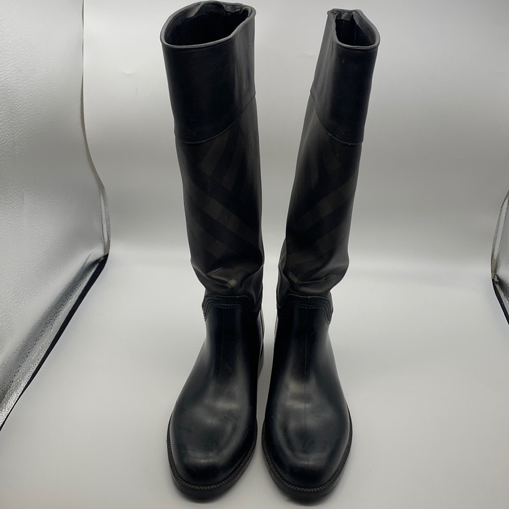 Burberry Rain Boot size 39